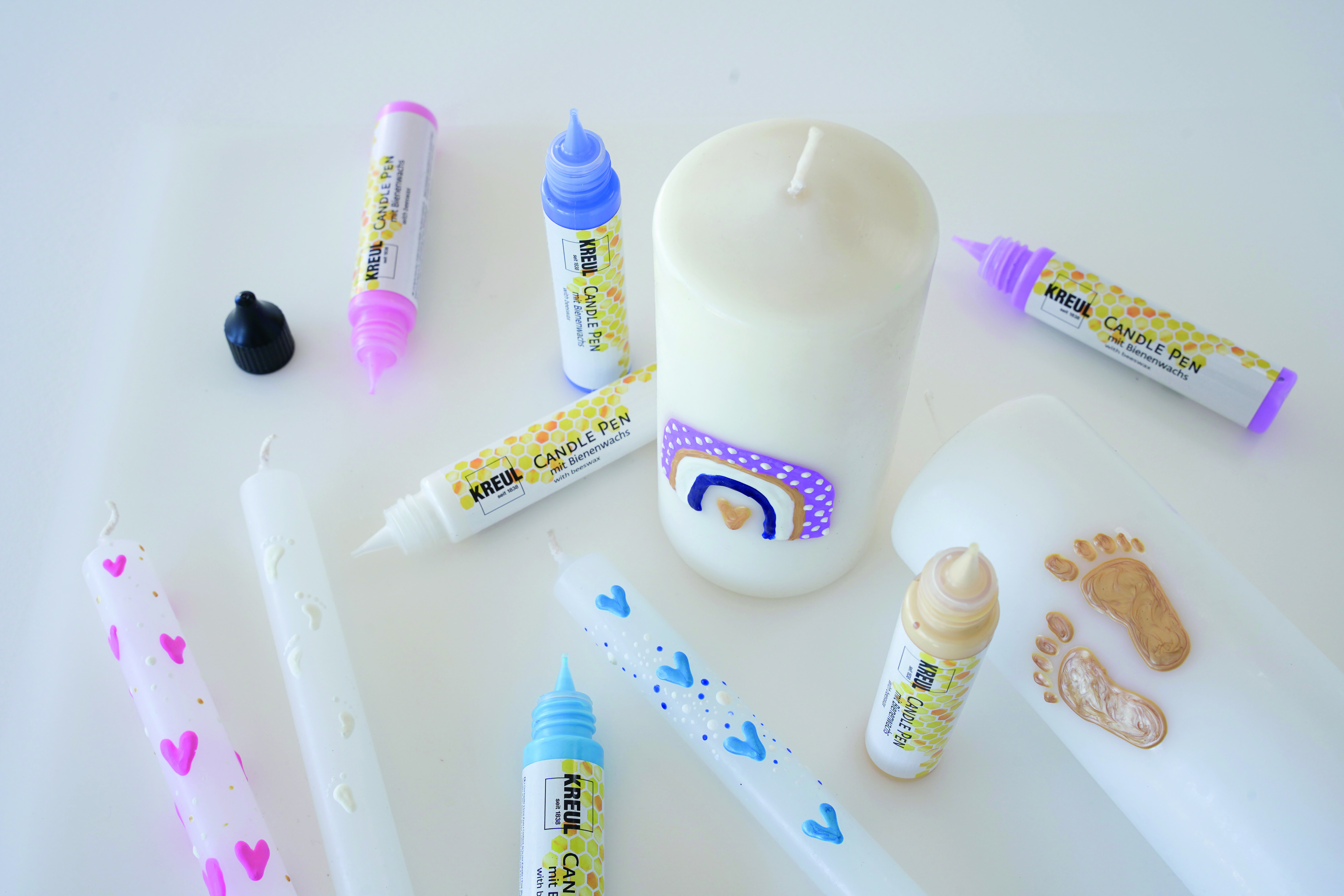 Ein weiteres Beispiel Foto fertig verzierter Kerzen mit Do It Yourself.