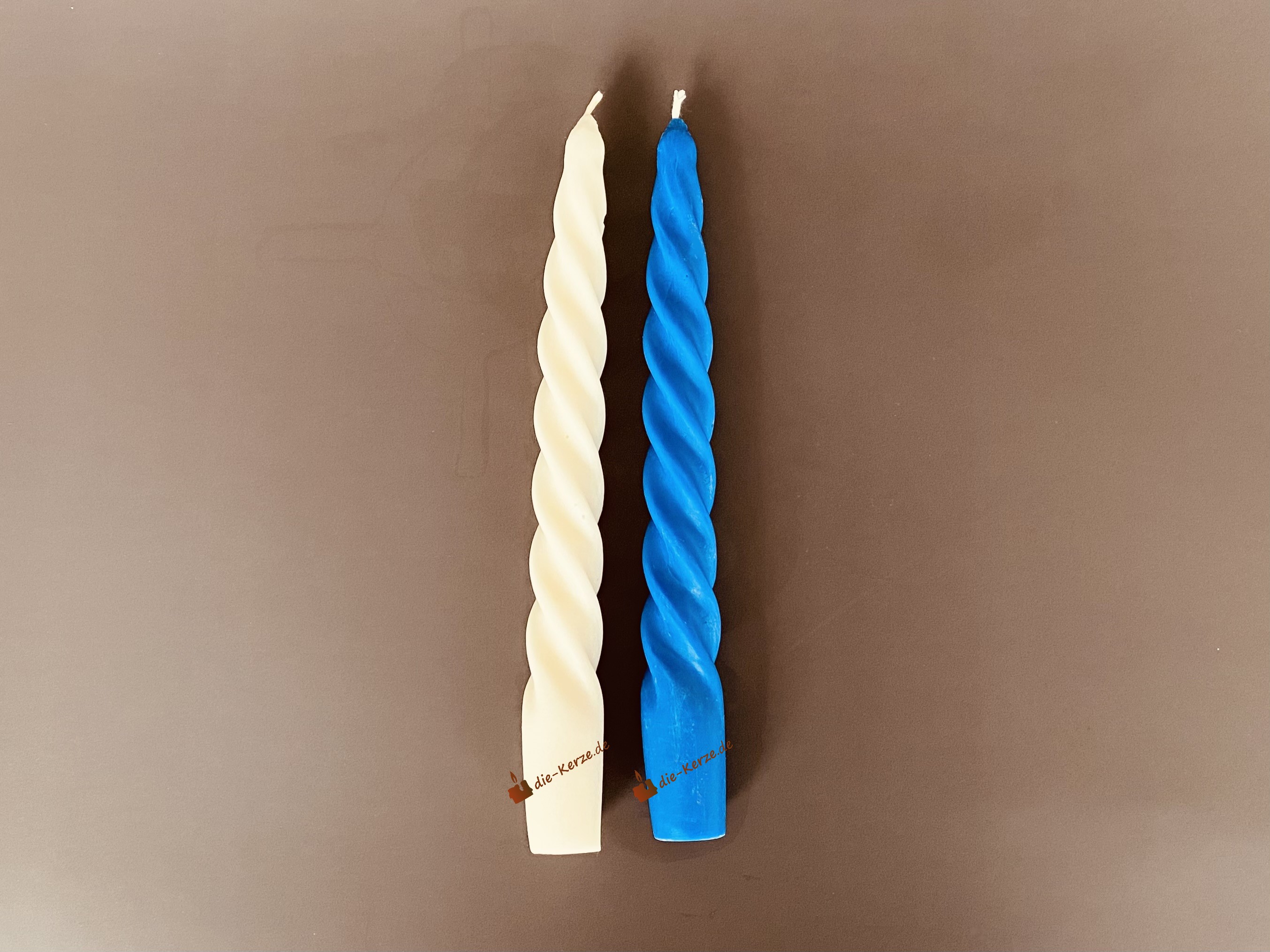 K7101 Tafelkerze fein gedreht 02