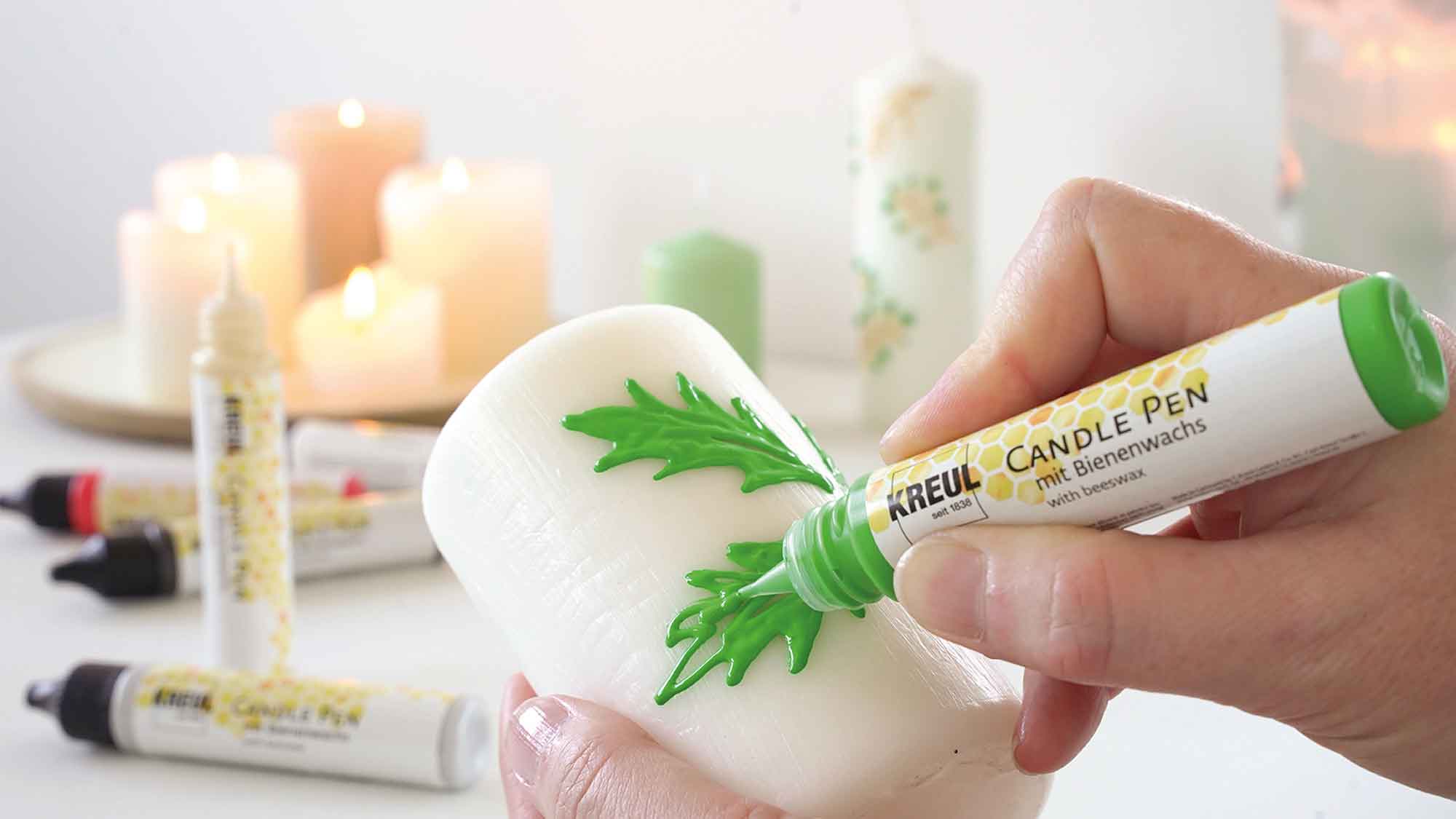 Kerze verzieren in wenigen Sekunden mit dem Kerzen-Pen