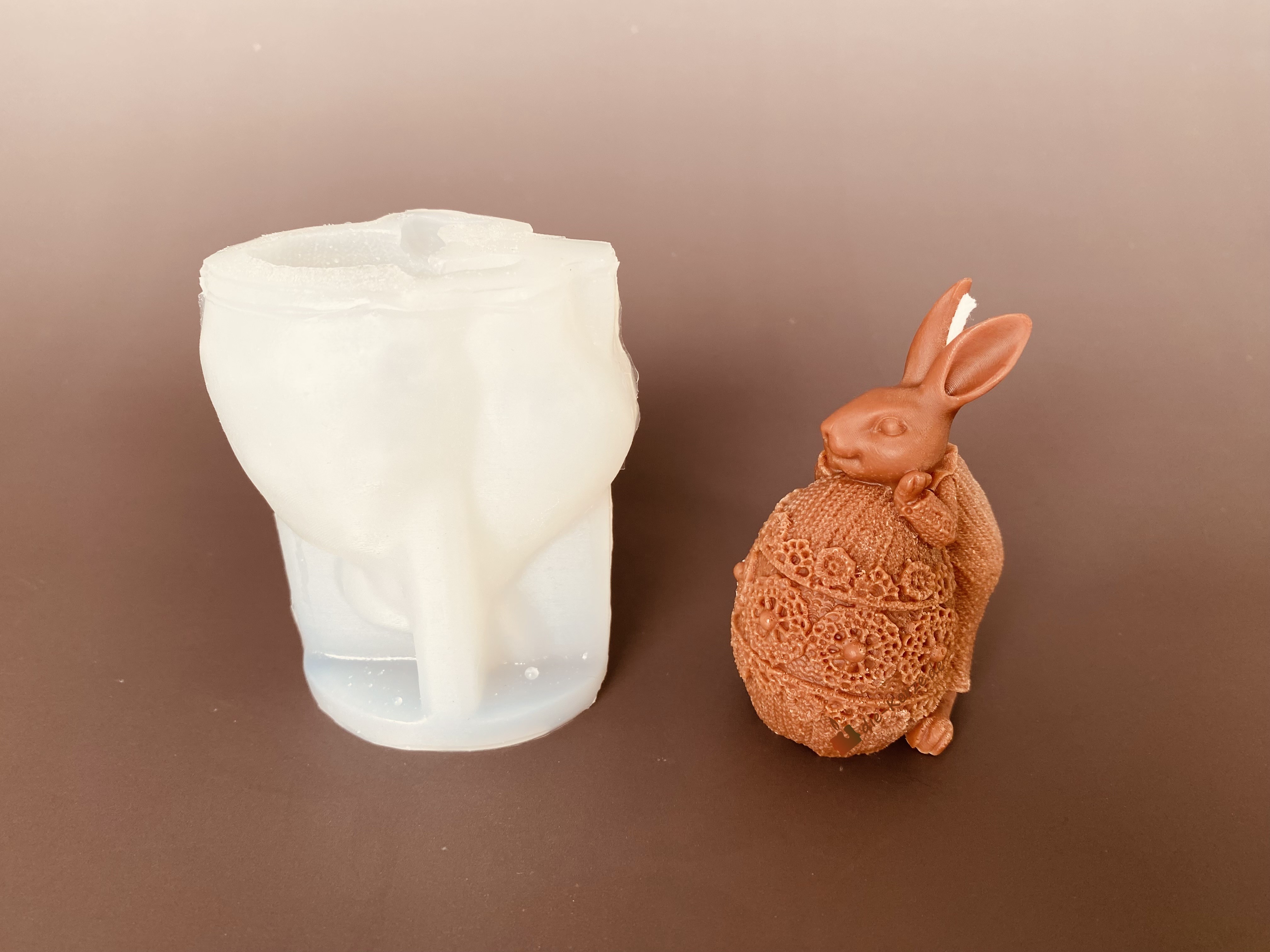  Silikonform kleiner Bruder Osterhase